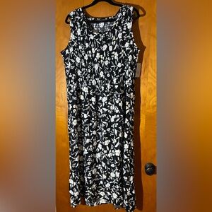 Croft & Barrow Black and White Floral Dress with Pop of Yellow, Size 1X